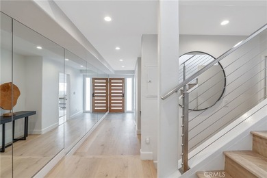 Welcome to 30 Reef #3 where ocean & canal views meet modern - photo 9