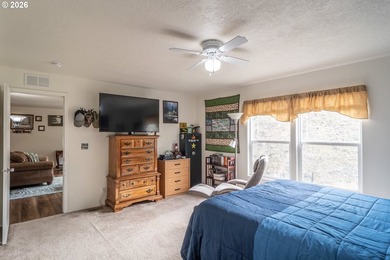 Welcome to this spacious and well-maintained 2018 manufactured - photo 17