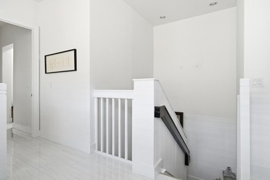 Beautifully renovated two-story residence in the gated CitySide - photo 22