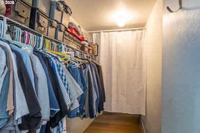 Welcome to this spacious and well-maintained 2018 manufactured - photo 22
