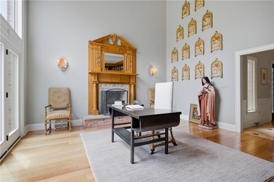 Stately and architecturally significant home in Franklin Park on - photo 24