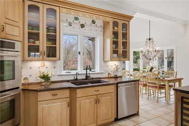 Stately and architecturally significant home in Franklin Park on - photo 29