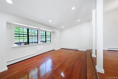 Welcome to this fully renovated 2-Family Condo Townhouse located - photo 31