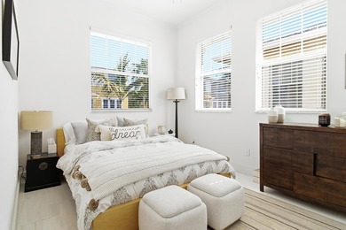 Beautifully renovated two-story residence in the gated CitySide - photo 32