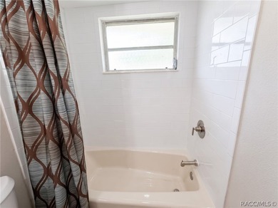 This lovely waterfront, remodeled, fully furnished, end unit - photo 33