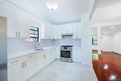 Welcome to this fully renovated 2-Family Condo Townhouse located - photo 34