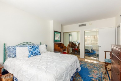 Phoenix Towers, the most iconic building in Central Phoenix