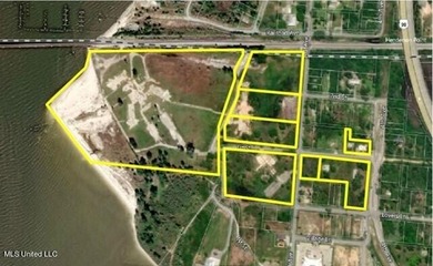 PROPERTY IS DIRECTLY CONNECTED TO OVER 750 FEET OF SAND BEACH - photo 1