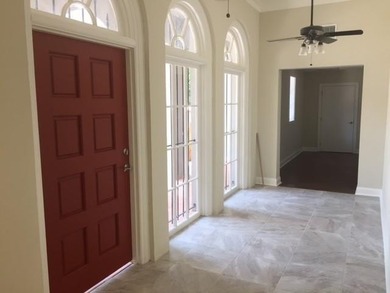 This approximately 2,950 SF commercial office is one block off - photo 4