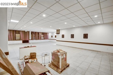 400 E. 12th Street is a 2,483 +/- SqFt ground-floor commercial