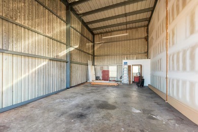 This fee simple Waimea commercial property offers two fully - photo 11