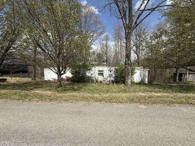 Affordable Nolin Lake getaway, weekend retreat, Private setting - photo 1