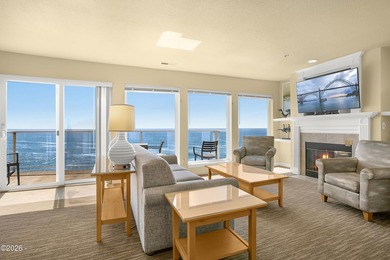 Perched on the top floor with sweeping panoramic ocean views - photo 3