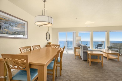 Perched on the top floor with sweeping panoramic ocean views - photo 6