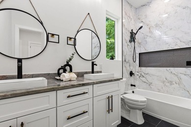 Experience the perfect blend of modern luxury and coastal charm - photo 24