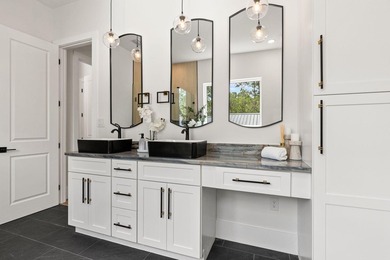 Experience the perfect blend of modern luxury and coastal charm - photo 31