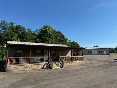WELCOME TO A PREMIER HUNTING AND RECREATIONAL PROPERTY IN THE - photo 2