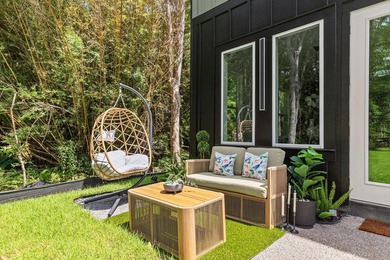 Experience the perfect blend of modern luxury and coastal charm - photo 33