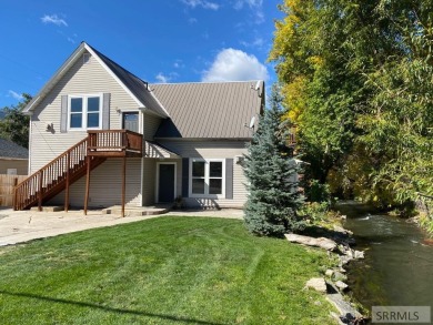 Lake Townhome/Townhouse For Sale in Salmon, Idaho