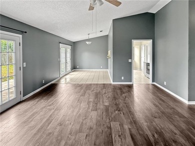 Located in St. Marys just minutes from the Naval Base, this - photo 4