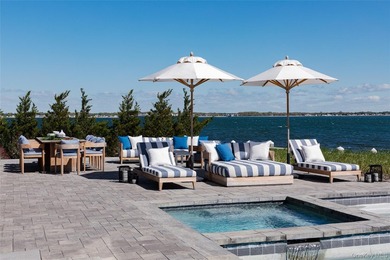 Recently expanded and renovated with a fresh, modern coastal - photo 7