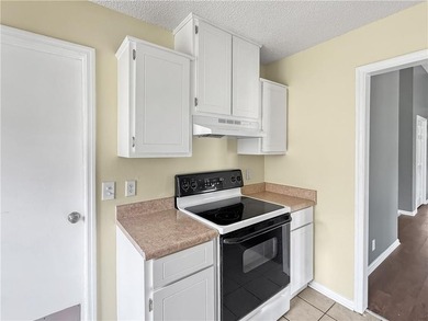 Located in St. Marys just minutes from the Naval Base, this - photo 8