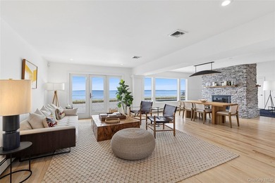 Recently expanded and renovated with a fresh, modern coastal - photo 9