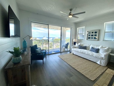 Adorable, completely renovated top floor, corner unit in Gulf - photo 14