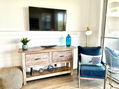 Adorable, completely renovated top floor, corner unit in Gulf - photo 15