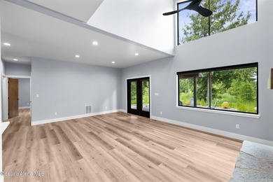 Nestled on the picturesque Priest Lake Golf Club, this brand new - photo 16