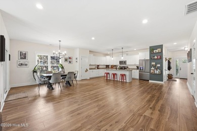 Discover the Oriental Plan, a thoughtfully designed builder's - photo 20
