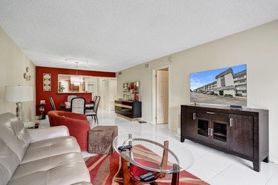 Updated 2 bedroom, 2 bathroom condo. Features an open floor plan - photo 20