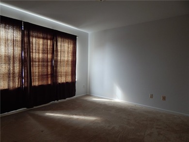 Spacious townhome featuring 3 bedrooms, 2.5 baths, a rear-entry - photo 21