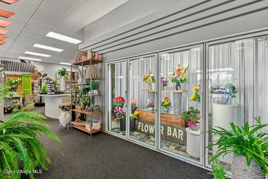 Well-established and highly respected florist and gift shop with