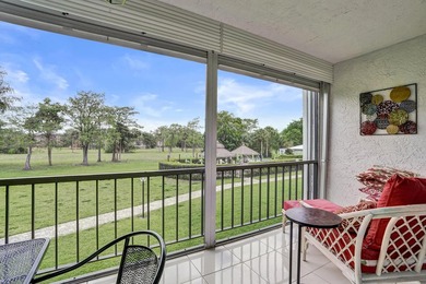 Updated 2 bedroom, 2 bathroom condo. Features an open floor plan - photo 37