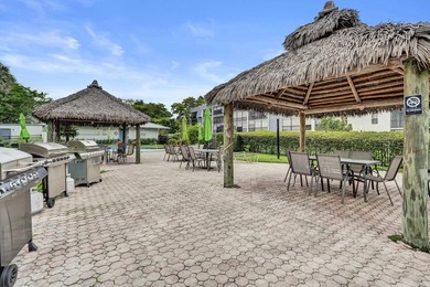 Updated 2 bedroom, 2 bathroom condo. Features an open floor plan - photo 46