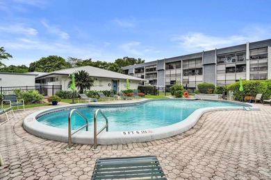 Updated 2 bedroom, 2 bathroom condo. Features an open floor plan - photo 47
