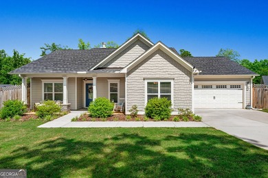 Built in 2023, this 3 bedroom, 2 bathroom home in North Point - photo 1