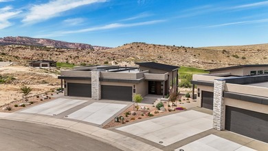 Experience effortless luxury in this exceptional townhome - photo 1
