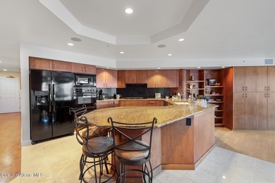 Experience premier downtown lakeview living in this 10th-floor - photo 7