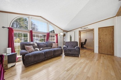 The seller is willing to cover 6 months of lot rent with the - photo 8