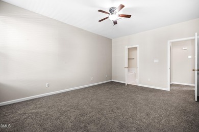 Welcome to this well maintained 3-bedroom, 2.5-bath townhome in - photo 21