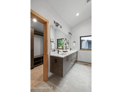 Nestled on the picturesque Priest Lake Golf Club, this brand new - photo 24
