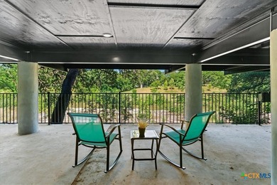 Prepare yourself for exceptional living on the Blanco River in - photo 28