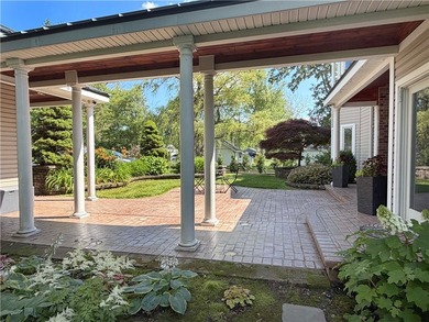 Perfectly positioned along Canandaigua Lake, this exceptional - photo 30