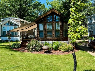 Daggett Lake Home Sale Pending in Crosslake Minnesota