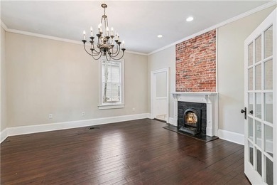 520 Ellis Street offers timeless historic character that has - photo 8