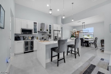 Welcome to your Cape Coral waterfront retreat! This beautifully - photo 11