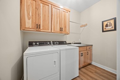 Enjoy the ease of one-level living in this beautifully designed - photo 19