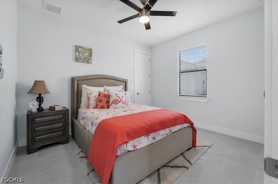 Welcome to your Cape Coral waterfront retreat! This beautifully - photo 20